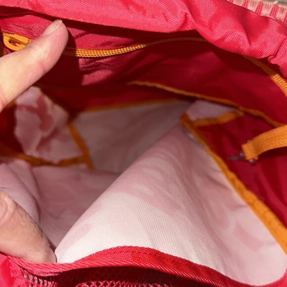 Lands' End | Floral Mesh Cinch Closure Backpack w/ Monogram TSP - Picture 6 of 14